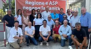 Gela non ci sta pi&ugrave;: ordinanza urgente del sindaco contro il silenzio dell&rsquo;Asp e manifestazione cittadina