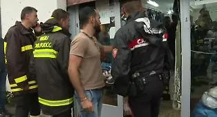 &laquo;Ridatemi i miei figli&raquo;: la rabbia del padre delle sorelline di San Cataldo