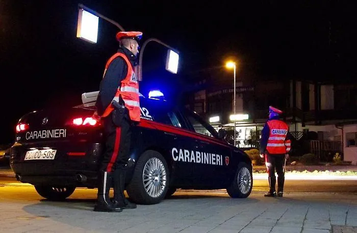 Sorpreso nella notte con la chiave bulgara in auto: i carabinieri sventano un colpo a Canicatt&igrave;