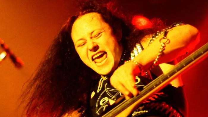 Ci lascia Cronos, la voce oscura che ha inventato il black metal