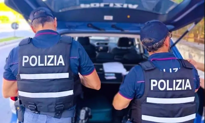 Gela: trentquattrenne arrestato dopo mesi di maltrattamenti, lesioni e l'incendio della casa coniugale